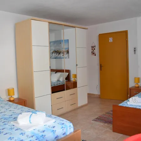 Apartmani Meri Razanj Exterior photo