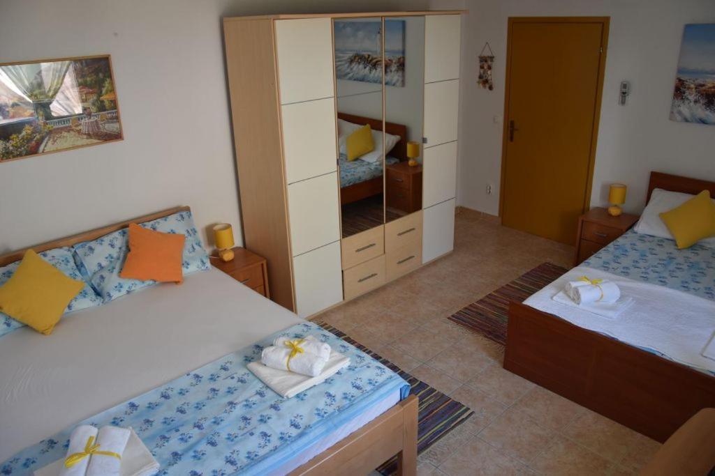 Apartment Meri Razanj