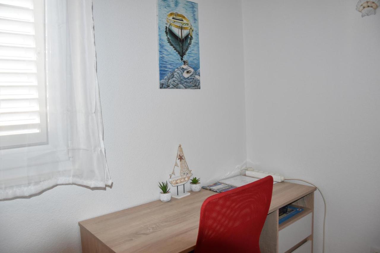 Meri * Ražanj