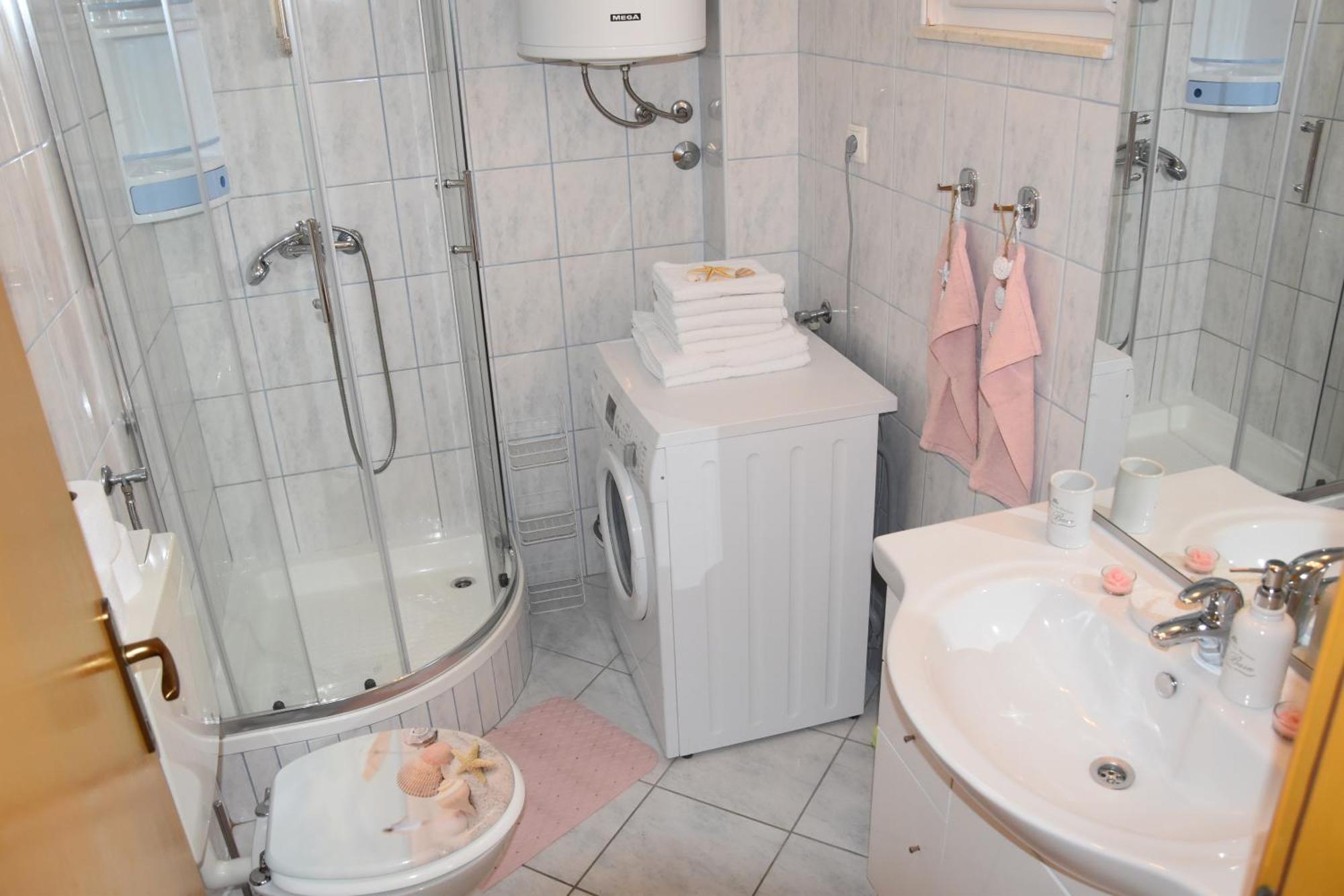 Meri Apartment